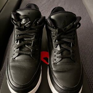 Men’s Air Jordan 3 Retro black and white 2017
